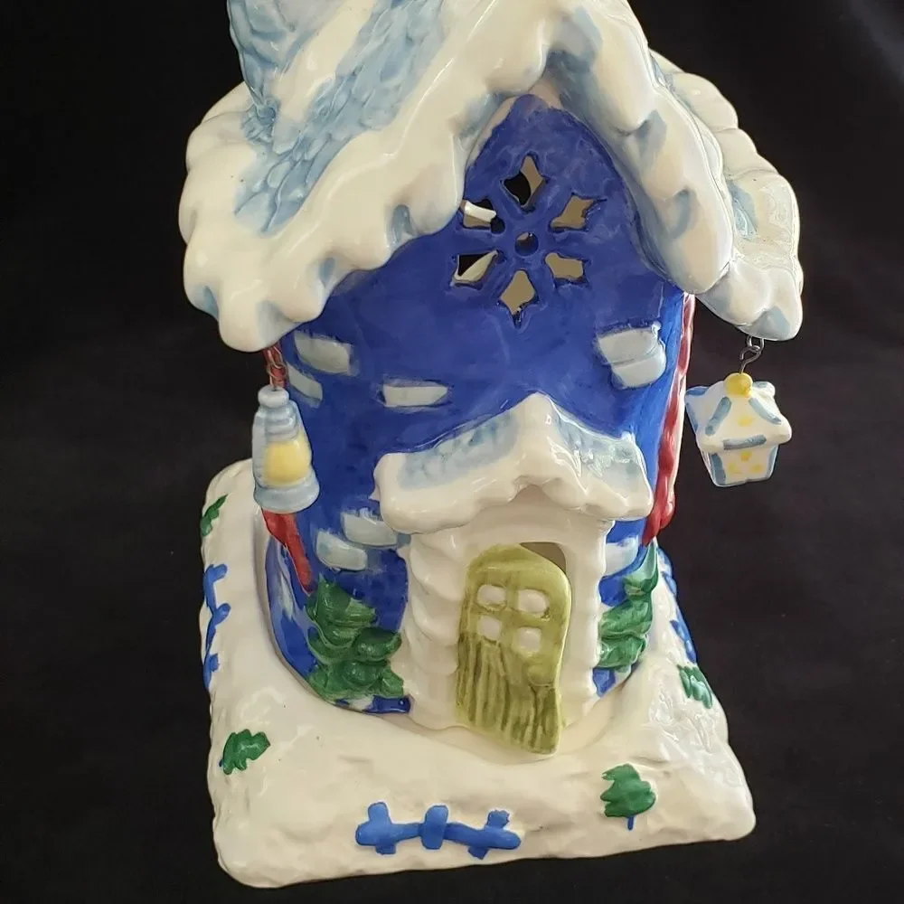 Winter Christmas Cottage Tealight Candle Holder